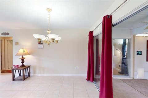House in Port Charlotte, Florida 2 bedrooms, 114.55 sq.m. № 2110148 - photo 9