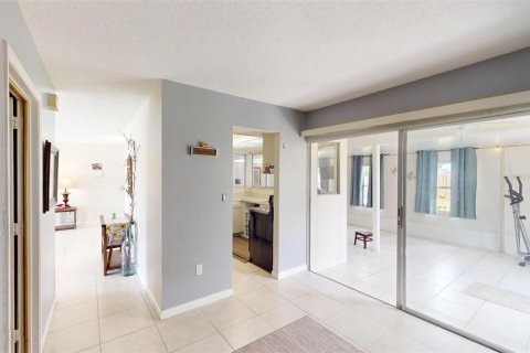 House in Port Charlotte, Florida 2 bedrooms, 114.55 sq.m. № 2110148 - photo 24