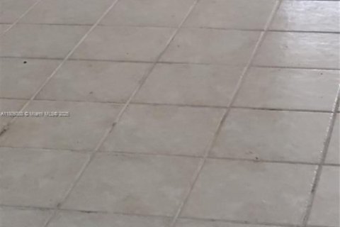 Villa ou maison à louer à Fort Lauderdale, Floride: 2 chambres, 211.45 m2 № 1959741 - photo 6