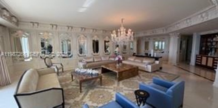 Кондоминиум с 5 спальнями в Санни-Айлс-Бич, Флорида № 2066256