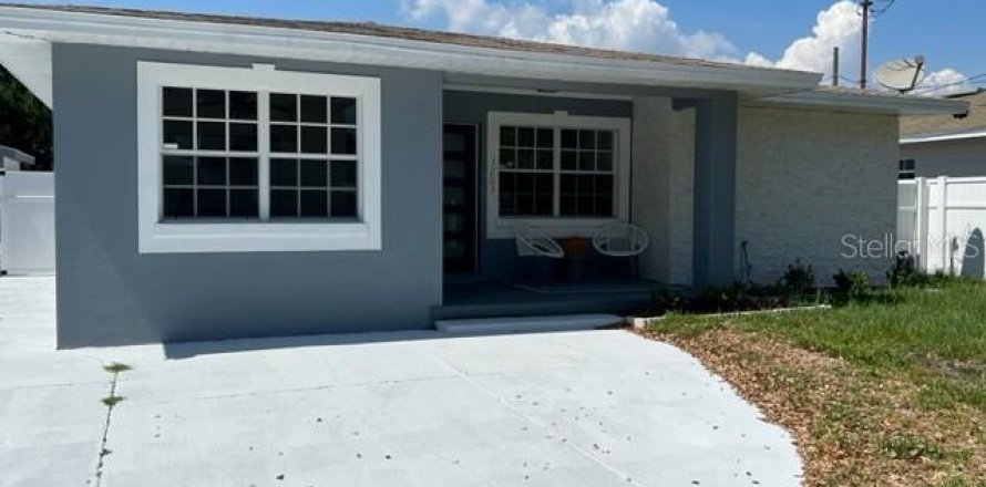 Villa ou maison à Tampa, Floride 3 chambres, 137.87 m2 № 1866291