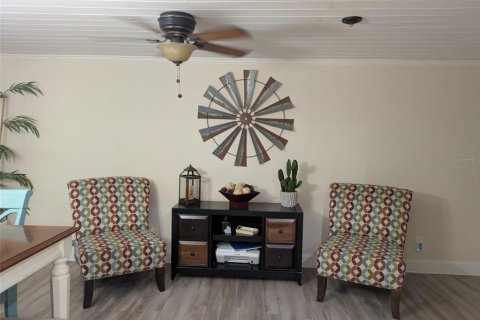 House in Sanford, Florida 3 bedrooms, 104.52 sq.m. № 1824527 - photo 12