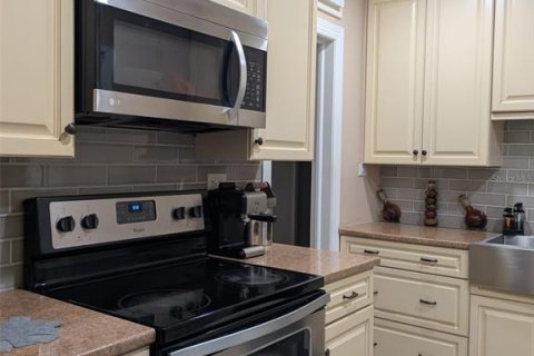 House in Sanford, Florida 3 bedrooms, 104.52 sq.m. № 1824527 - photo 9