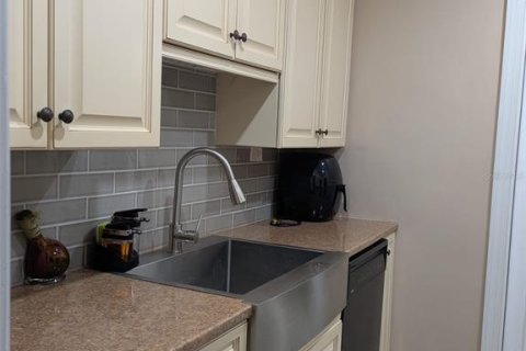 House in Sanford, Florida 3 bedrooms, 104.52 sq.m. № 1824527 - photo 8