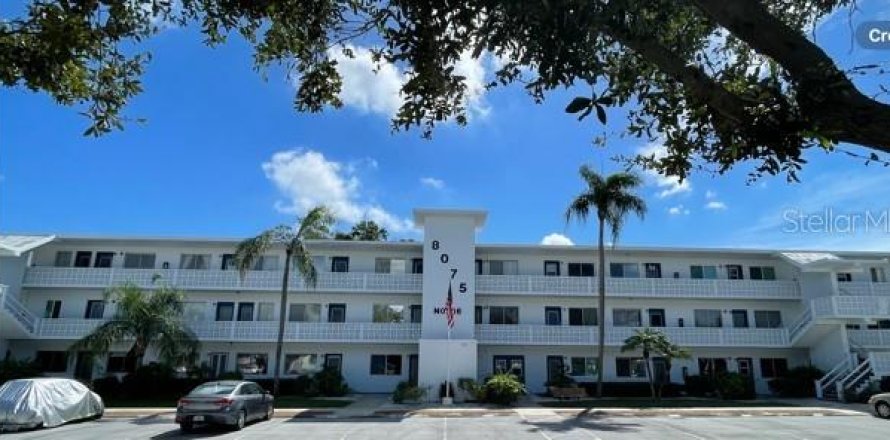 Condo in Seminole, Florida, 1 bedroom № 1903632