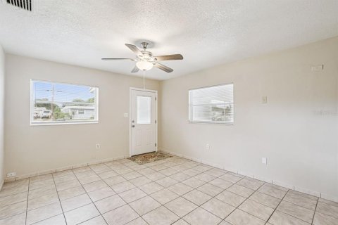 Casa en venta en Orlando, Florida, 3 dormitorios, 111.11 m2 № 1902690 - foto 7