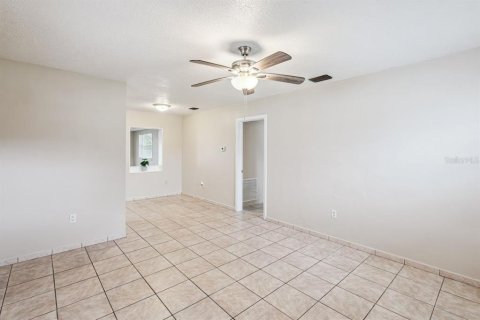 Casa en venta en Orlando, Florida, 3 dormitorios, 111.11 m2 № 1902690 - foto 8