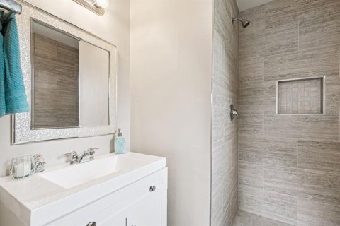 Casa en venta en Orlando, Florida, 3 dormitorios, 111.11 m2 № 1902690 - foto 26
