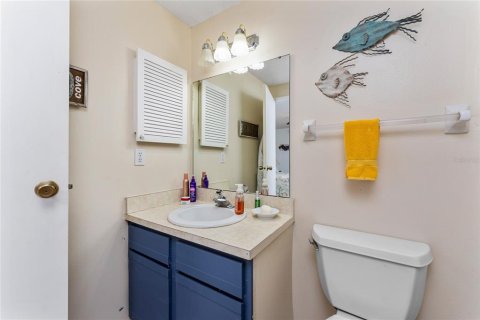 Condo in Port Charlotte, Florida, 2 bedrooms  № 1747134 - photo 22