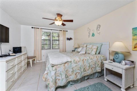 Condo in Port Charlotte, Florida, 2 bedrooms  № 1747134 - photo 20