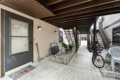 Condo in Port Charlotte, Florida, 2 bedrooms  № 1747134 - photo 3