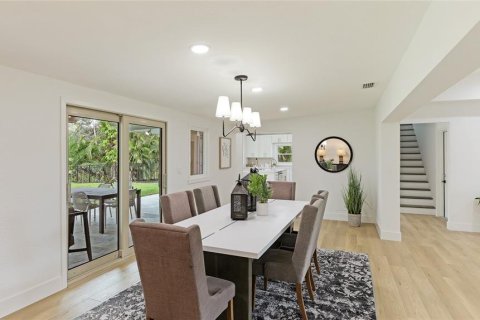 Casa en venta en Sarasota, Florida, 4 dormitorios, 250.37 m2 № 1556638 - foto 8