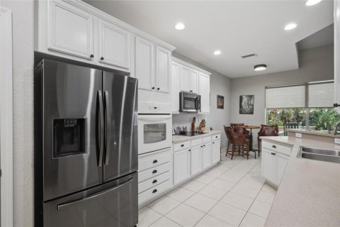House in Parrish, Florida 3 bedrooms, 194.91 sq.m. № 2201250 - photo 12