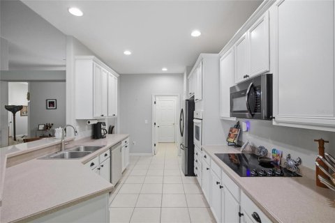 House in Parrish, Florida 3 bedrooms, 194.91 sq.m. № 2201250 - photo 13