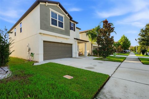 House in Wesley Chapel, Florida 6 bedrooms, 239.69 sq.m. № 2419071 - photo 3