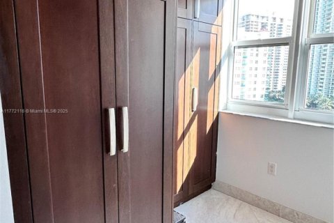 Copropriété à vendre à Aventura, Floride: 2 chambres, 121.89 m2 № 1958854 - photo 20