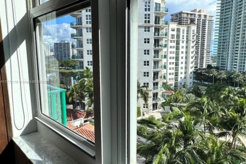 Copropriété à vendre à Aventura, Floride: 2 chambres, 121.89 m2 № 1958854 - photo 21