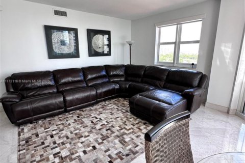 Copropriété à vendre à Aventura, Floride: 2 chambres, 121.89 m2 № 1958854 - photo 11