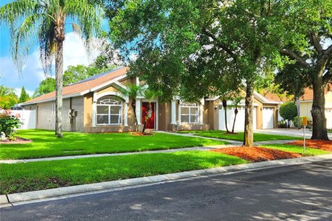 House in Odessa, Florida 4 bedrooms, 239.13 sq.m. № 1823256 - photo 7