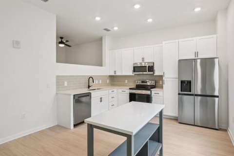 Apartamento en alquiler en Tampa, Florida, 1 dormitorio, 55.93 m2 № 1833234 - foto 13