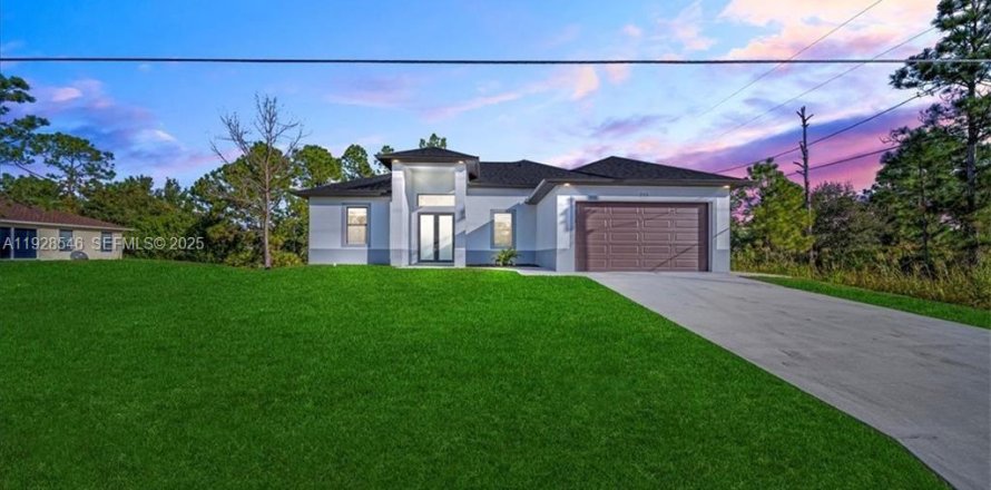 Дом в Лихай-Эйкерс, Флорида 4 спальни № 1986824