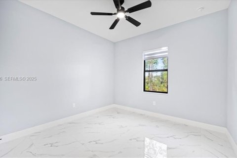 Купить виллу или дом в Лихай-Эйкерс, Флорида 4 спальни, № 1986824 - фото 24