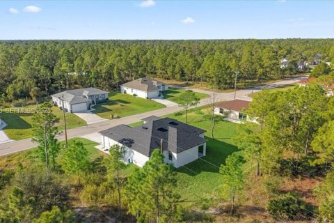 Купить виллу или дом в Лихай-Эйкерс, Флорида 4 спальни, № 1986824 - фото 9