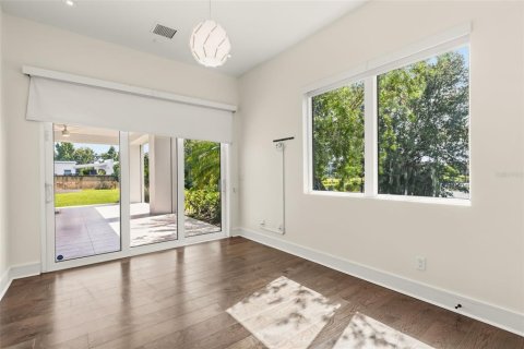 Casa en venta en Orlando, Florida, 5 dormitorios, 419.83 m2 № 2258588 - foto 19