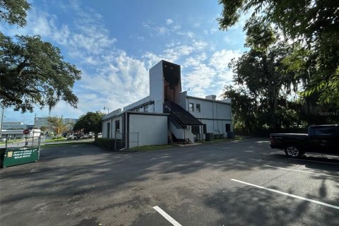 Propiedad comercial en alquiler en Ocala, Florida, 298.22 m2 № 661741 - foto 3