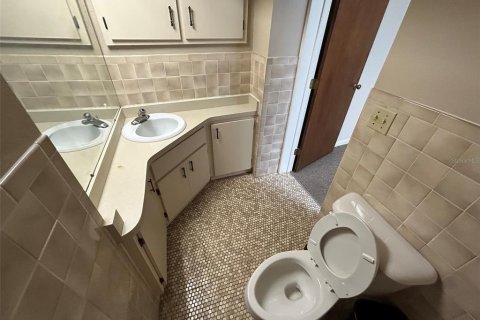 Propiedad comercial en alquiler en Ocala, Florida, 298.22 m2 № 661741 - foto 18