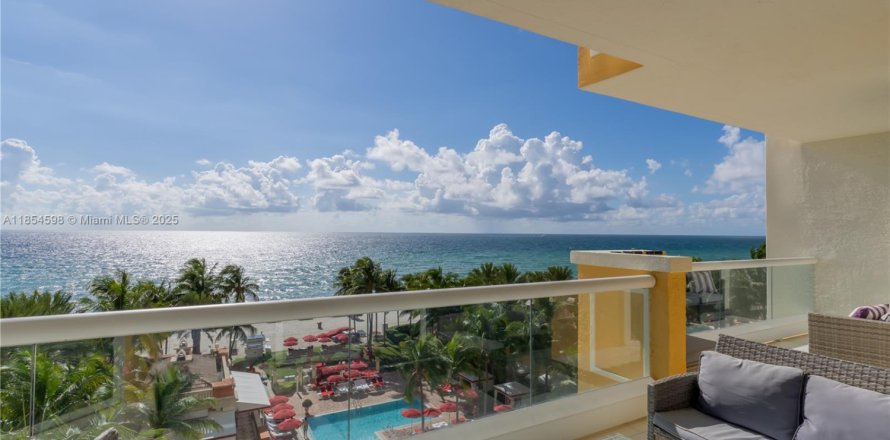 Condo à Sunny Isles Beach, Floride, 3 chambres  № 1960354