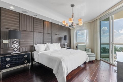 Copropriété à vendre à Sunny Isles Beach, Floride: 3 chambres, 205.69 m2 № 1960354 - photo 15