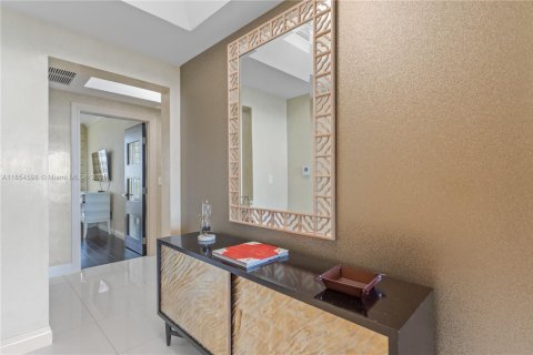 Copropriété à vendre à Sunny Isles Beach, Floride: 3 chambres, 205.69 m2 № 1960354 - photo 13