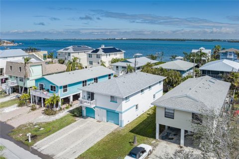 Propiedad comercial en venta en Bradenton Beach, Florida, 4 dormitorios, 161.65 m2 № 1548481 - foto 22