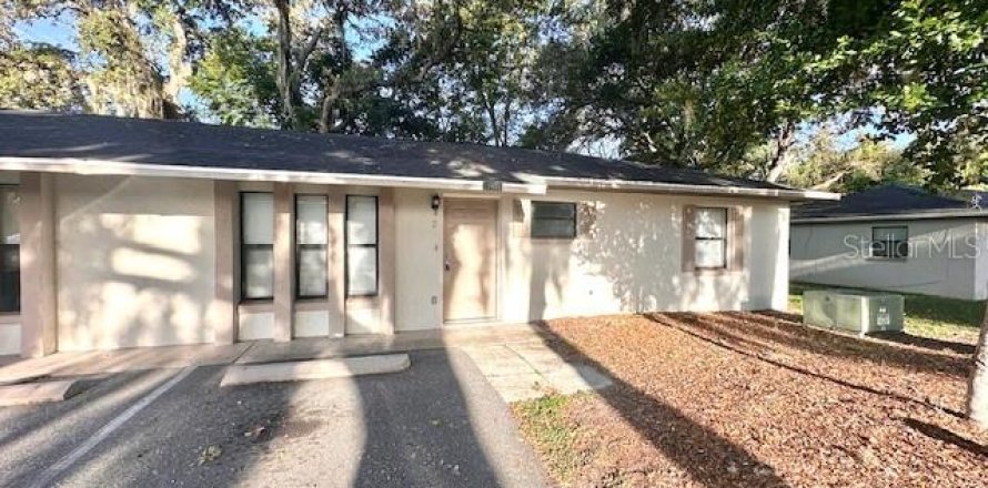 Apartment in Leesburg, Florida 2 bedrooms, 83.61 sq.m. № 2394001