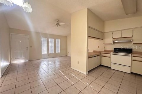Apartment in Leesburg, Florida 2 bedrooms, 83.61 sq.m. № 2394001 - photo 3