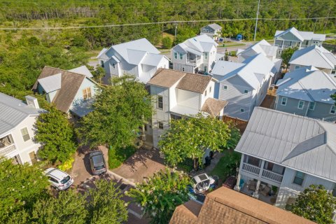 House in Santa Rosa Beach, Florida 3 bedrooms, 171.87 sq.m. № 558510 - photo 1