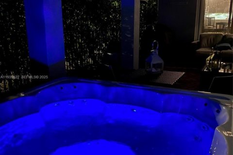 House in Jupiter, Florida 3 bedrooms, 177.81 sq.m. № 1993978 - photo 29