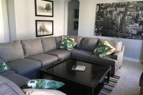 House in Jupiter, Florida 3 bedrooms, 177.81 sq.m. № 1993978 - photo 13