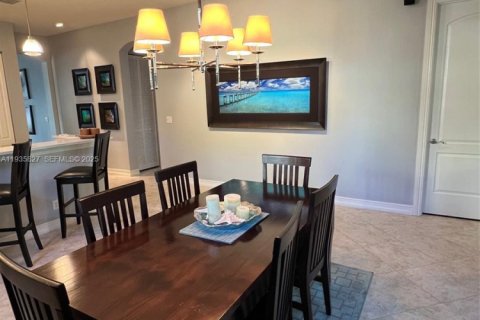 House in Jupiter, Florida 3 bedrooms, 177.81 sq.m. № 1993978 - photo 10