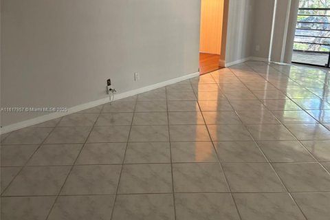 Condominio en venta en Boca Raton, Florida, 2 dormitorios, 118.54 m2 № 1862107 - foto 8