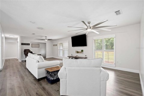 House in Sarasota, Florida 4 bedrooms, 205.59 sq.m. № 1758068 - photo 9