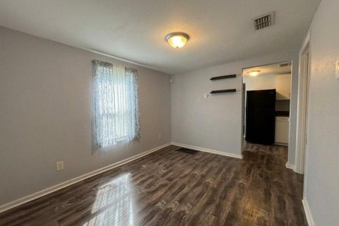 Villa ou maison à louer à Lakeland, Floride: 2 chambres, 70.61 m2 № 2415263 - photo 7