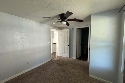 Villa ou maison à louer à Lakeland, Floride: 2 chambres, 70.61 m2 № 2415263 - photo 10