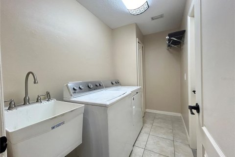 Casa en alquiler en North Port, Florida, 3 dormitorios, 119.84 m2 № 1850094 - foto 21