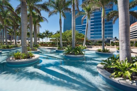 Condo in Miami, Florida, 1 bedroom  № 1891972 - photo 15