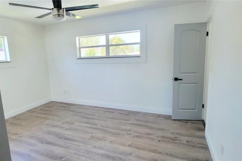 Villa ou maison à vendre à Saint Petersburg, Floride: 3 chambres, 137.96 m2 № 1829213 - photo 22