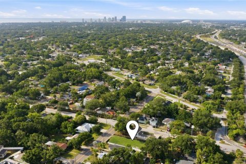 Casa en venta en Saint Petersburg, Florida, 3 dormitorios, 162.86 m2 № 2143467 - foto 7