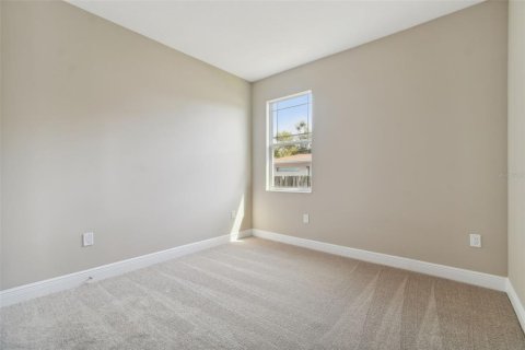 Casa en venta en Saint Petersburg, Florida, 3 dormitorios, 162.86 m2 № 2143467 - foto 25