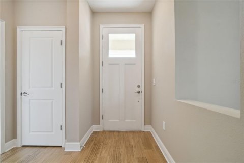 Casa en venta en Saint Petersburg, Florida, 3 dormitorios, 162.86 m2 № 2143467 - foto 9